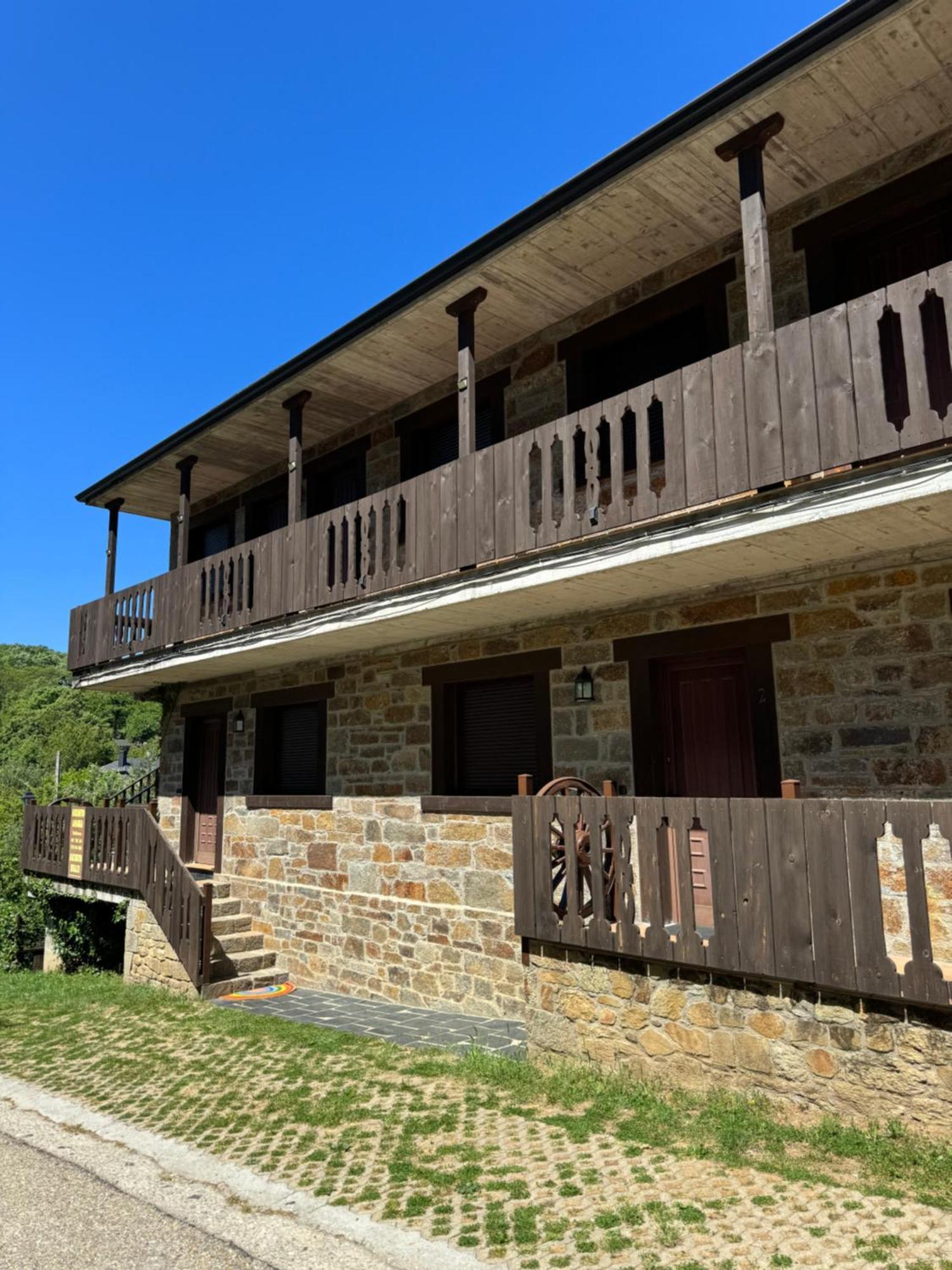 Apartamentos Sanabria Galende Extérieur photo