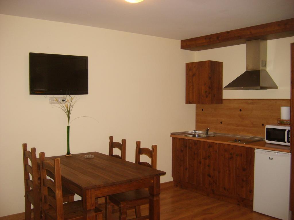 Apartamentos Sanabria Galende Chambre photo